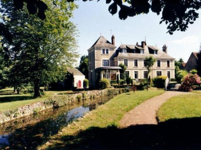 Le Moulin De Francueil Panzió Kültér fotó