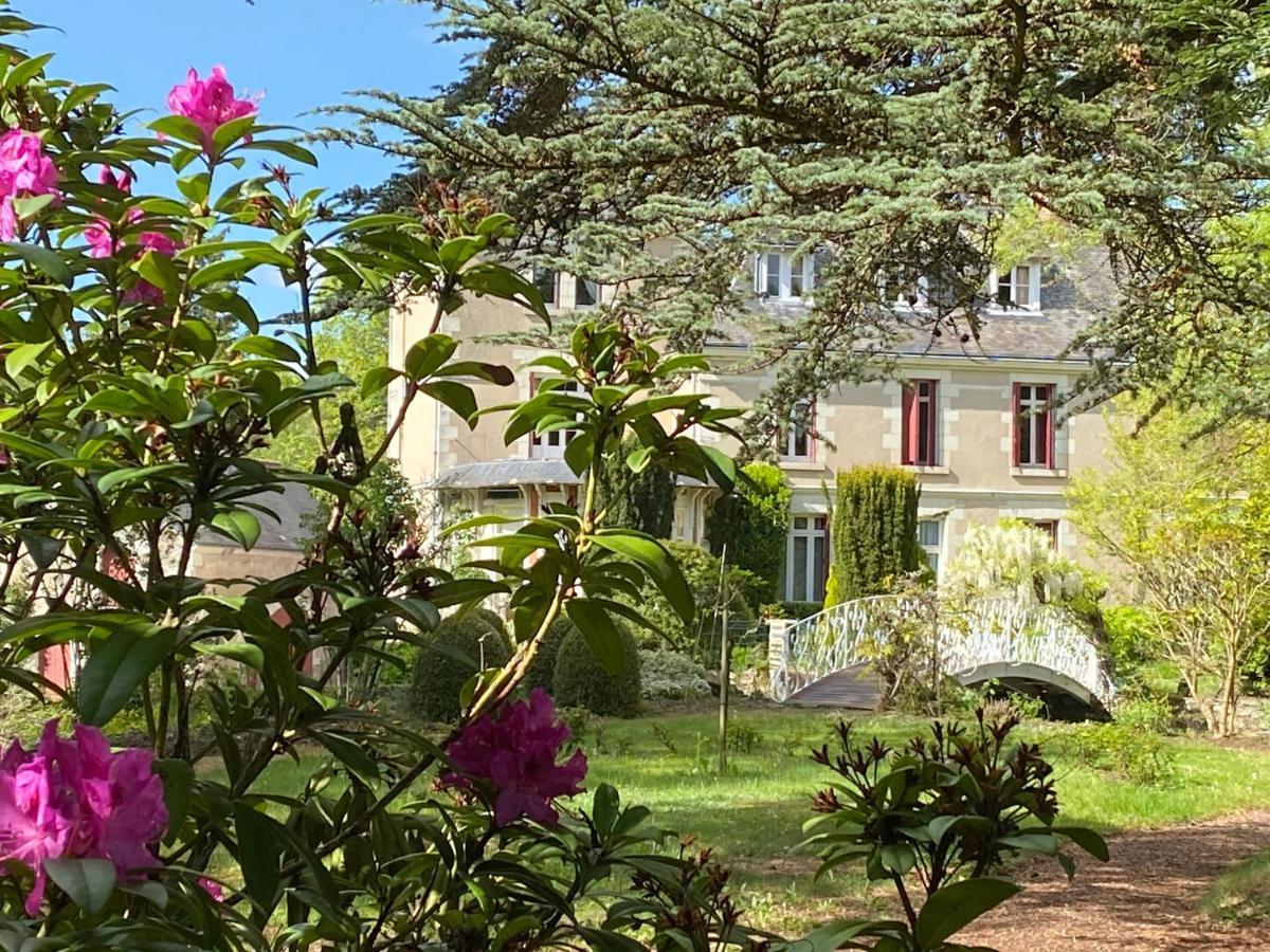 Le Moulin De Francueil Panzió Kültér fotó