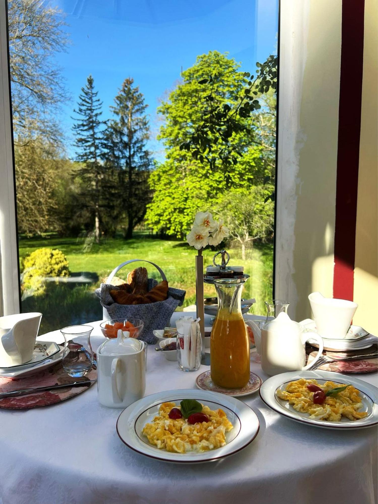 Le Moulin De Francueil Panzió Kültér fotó